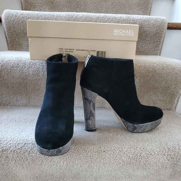 Michael Kors Lesly Suede Bootie - Picture 2 of 6